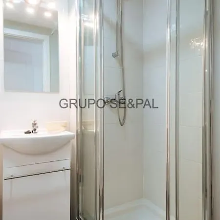 Cizq 2 Bedroom Center Cathedral And Alcazar Daire